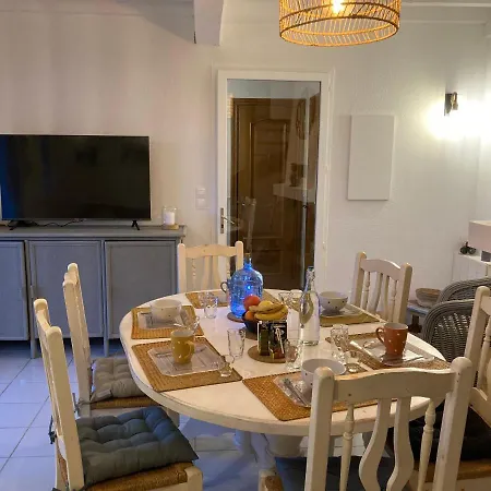 Maison A Plage, 5 Pieces, 5 Personnes, Jardin, Piscine, Tennis